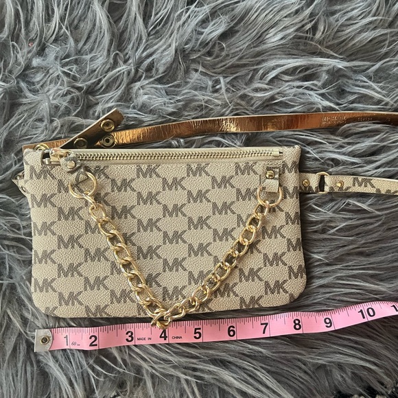 Like New EUC Michael Kors S Belt Bag Fanny Pack
